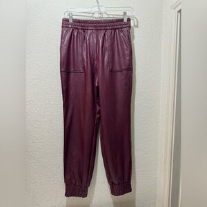 Express skinny faux leather pants size XXS elastic inseam 26”